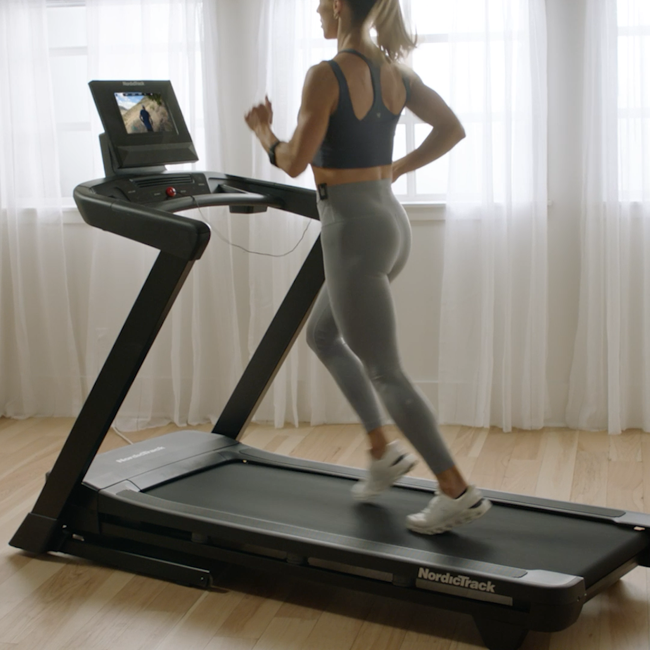 T Series 16 Treadmill
